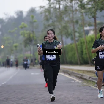 Runner Photo 8244999
