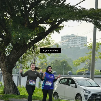 Runner Photo 8245000