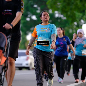 Runner Photo 8245011