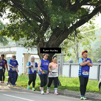 Runner Photo 8245025