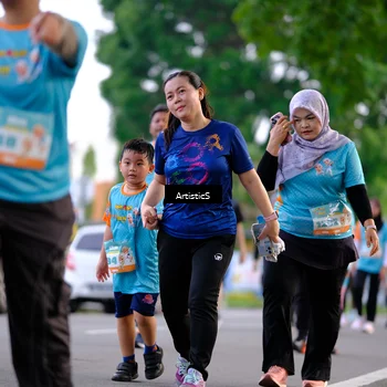 Runner Photo 8245032