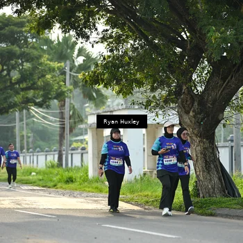 Runner Photo 8245077