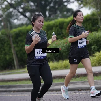 Runner Photo 8245081