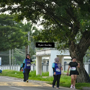 Runner Photo 8245176