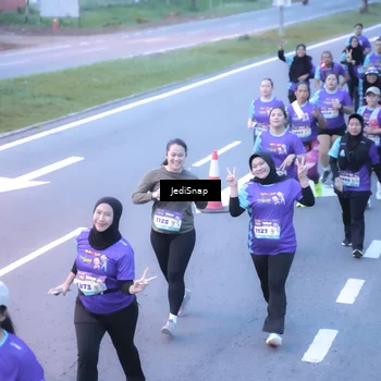 Runner Photo 8245187