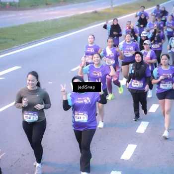 Runner Photo 8245188