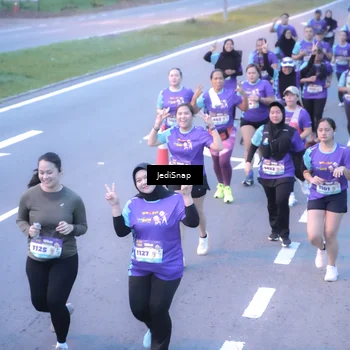 Runner Photo 8245219
