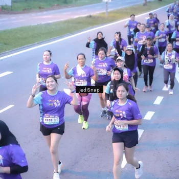 Runner Photo 8245228