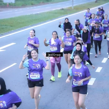 Runner Photo 8245255