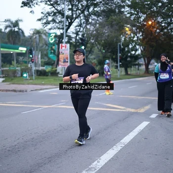 Runner Photo 8245259