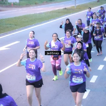 Runner Photo 8245265