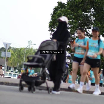 Runner Photo 8245271