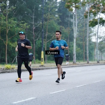 Runner Photo 8245292