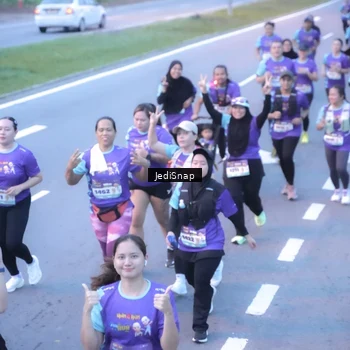 Runner Photo 8245303