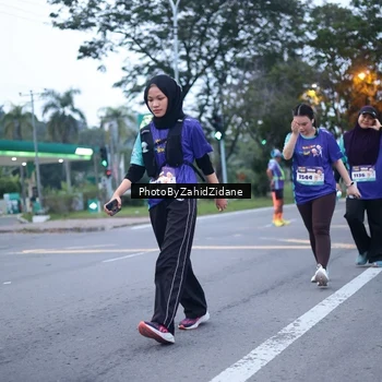Runner Photo 8245312