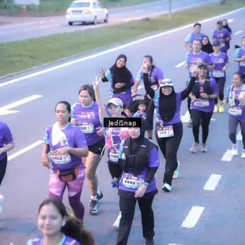 Runner Photo 8245324