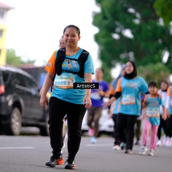 Runner Photo 8245353
