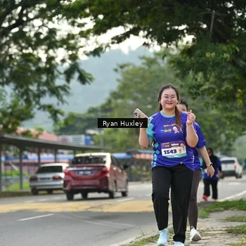 Runner Photo 8245376