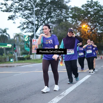 Runner Photo 8245420