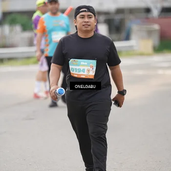 Runner Photo 8245438