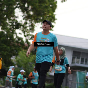 Runner Photo 8245470