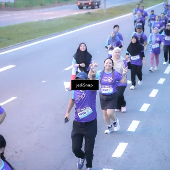 Runner Photo 8245490