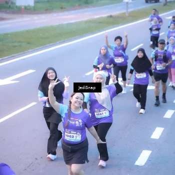 Runner Photo 8245509