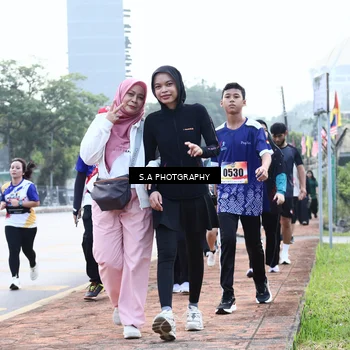 Runner Photo 8245585