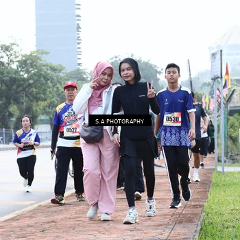 Runner Photo 8245691
