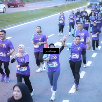 Runner Photo 8245721