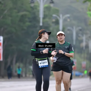 Runner Photo 8245803