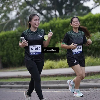 Runner Photo 8245843