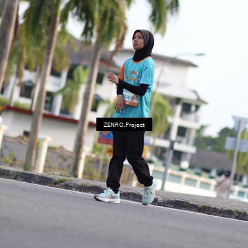 Runner Photo 8245844