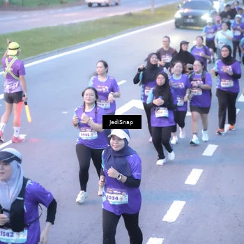Runner Photo 8245850