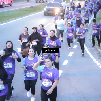Runner Photo 8245890