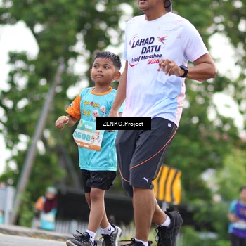 Runner Photo 8245895