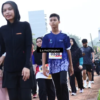 Runner Photo 8245900