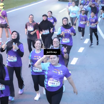 Runner Photo 8245904