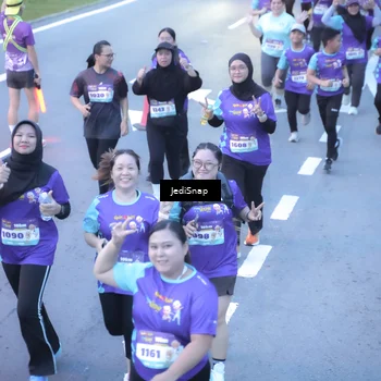 Runner Photo 8245937
