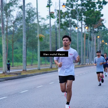 Runner Photo 8245941