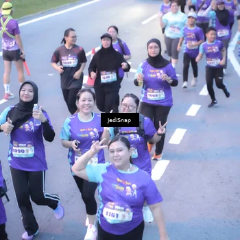 Runner Photo 8245947