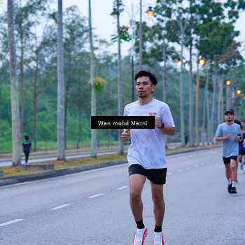 Runner Photo 8245957