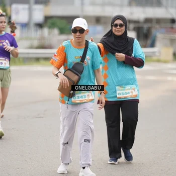 Runner Photo 8246029