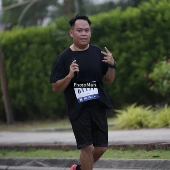 Runner Photo 8246066