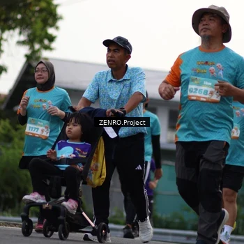 Runner Photo 8246075