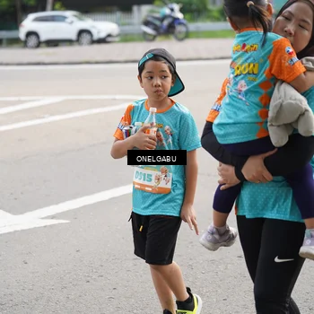 Runner Photo 8246176