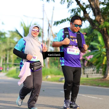 Runner Photo 8246203