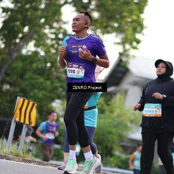Runner Photo 8246234