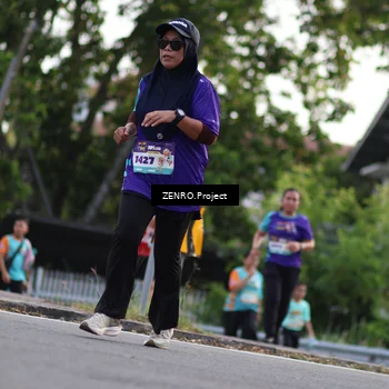 Runner Photo 8246238