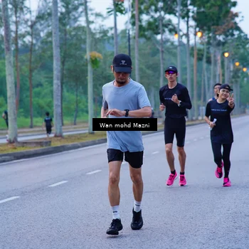 Runner Photo 8246247